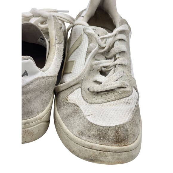Review: Veja Campo Sneaker vs Veja V-10 Sneaker Veja Shoes V-10 Low Top Sustainable Sneakers Womens 10 White Lace Up Brazil